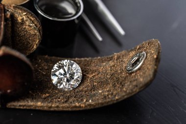 Düğün için mücevher ve aksesuarlar.