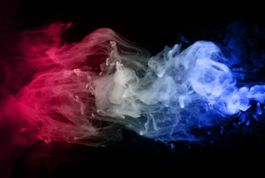 Siyah arka planda soyut renkli duman. Metin için boşluk