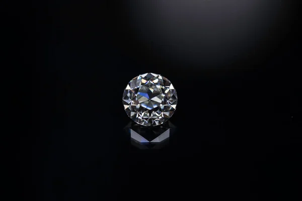 Anel Diamante Fundo Preto — Fotografia de Stock