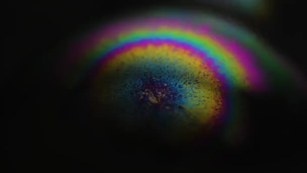 Jabón Líquido Superficie Que Cambia Los Colores Del Arco Iris — Vídeo de stock
