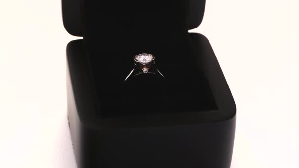 Diamond Engagement Ring Luxury Precious Ring — Stock Video