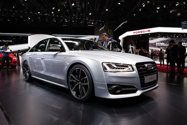 Audi S8 in Genève — Stockfoto