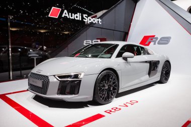 Audi R8 V10