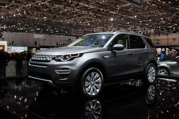 Land Rover Descoberta Esporte — Fotografia de Stock