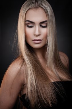 Seksi sarışın Bayan