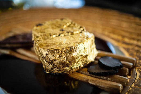 Black Angus Karaats Gouden Biefstuk Rundfilet Foie Gras Verse Zwarte — Stockfoto