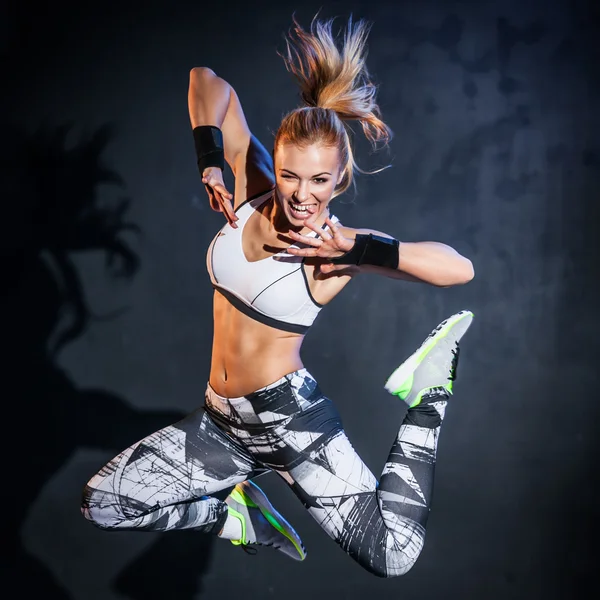 Fitness dancer — Stock Photo, Image