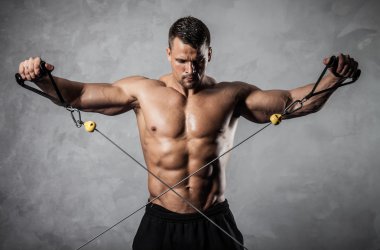 Fitness crossover üzerinde