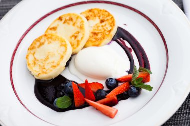 Reçelli Cheesecakes