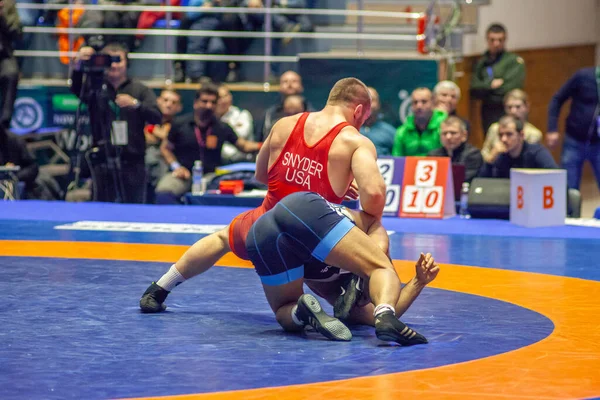 Match between Kyle Snyder, Titan Mercury Wrestling Team USA vs Abbas Tahan, Wrestling Team Razi Iran during World Wrestling Club Cup, December 1, 2016, Kharkov, Ukraine