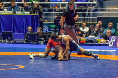 Nico Megaludis, Titan Mercury Güreş Takımı ABD - Hassan Rahimi, Güreş Takımı Razi Iran - Dünya Güreş Kulübü Kupası, 1 Aralık 2016, Kharkov, Ukrayna