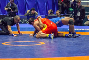 Dünya Güreş Kulübü Kupası 'nda Alen Zaseev (UKR) - Andranik Galstyan (ARM) maçı, 1 Aralık 2016, Kharkov, Ukrayna