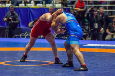 Giya Chikhladze (UKR) ile Suren Khachatryan (ARM) arasındaki Dünya Güreş Kulübü Kupası maçı, 1 Aralık 2016, Kharkov, Ukrayna