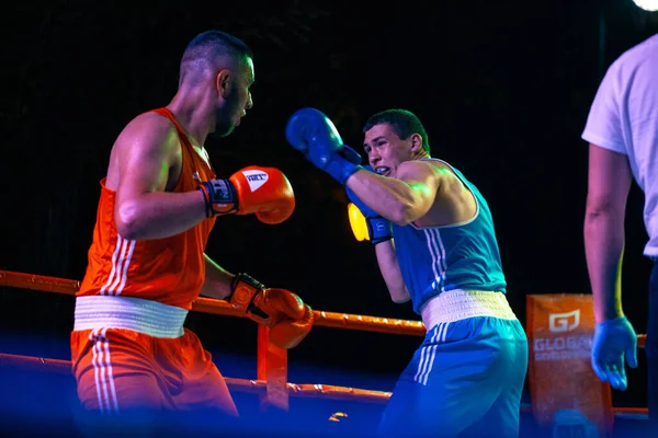 Bogdan Tolmachev Contre Arman Darchinyan Lors Match Boxe Entre Les — Photo