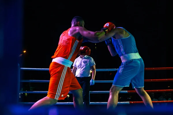 Bogdan Tolmachev Arman Darchinyan Boxing Match National Teams Ukraine Armenia — Stock Photo, Image