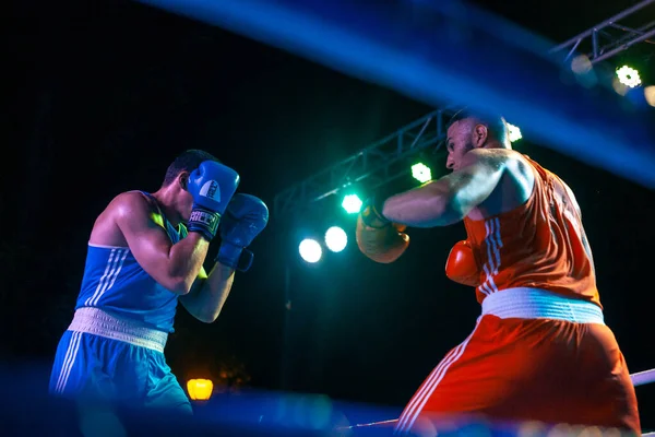 Bogdan Tolmachev Arman Darchinyan Boxing Match National Teams Ukraine Armenia — Stock Photo, Image