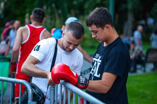 Hartsyz Yaroslav Med Tränare Boxning Match Mellan Landslag Ukraina Armenien — Stockfoto