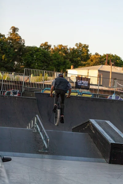 Bmx Pilotos Faz Truques Durante Festival Ofrider Culturas Complit 2020 — Fotografia de Stock