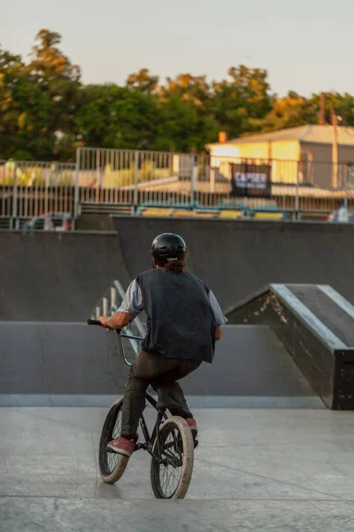 Bmx Riders Maakt Trucs Tijdens Festival Ofrider Cultures Complit 2020 — Stockfoto