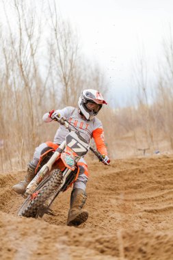 Motokros, Ukrayna, Harkov, 04.04.2021 'de Kharkov bölgesinin açık şampiyonası