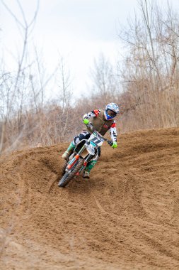 Motokros, Ukrayna, Harkov, 04.04.2021 'de Kharkov bölgesinin açık şampiyonası