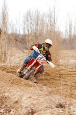 Motokros, Ukrayna, Harkov, 04.04.2021 'de Kharkov bölgesinin açık şampiyonası