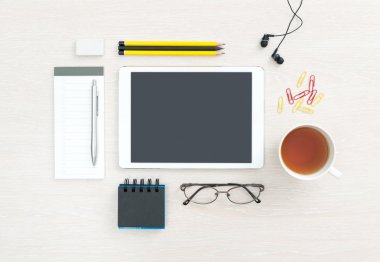 Office Masaüstü boş dijital tablet ile
