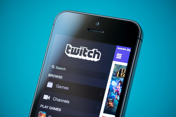 Twitch приложение на Apple iPhone 5S
