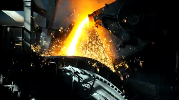 Interior de las obras metalúrgicas — Vídeos de Stock