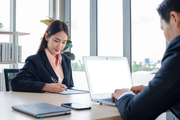 Two Colleagues Businesswoman Businessman Working Office —  Fotos de Stock