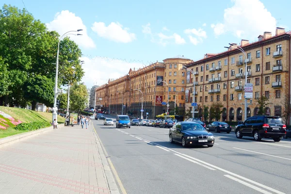 Straße im Zentrum von Minsk. — Stockfoto