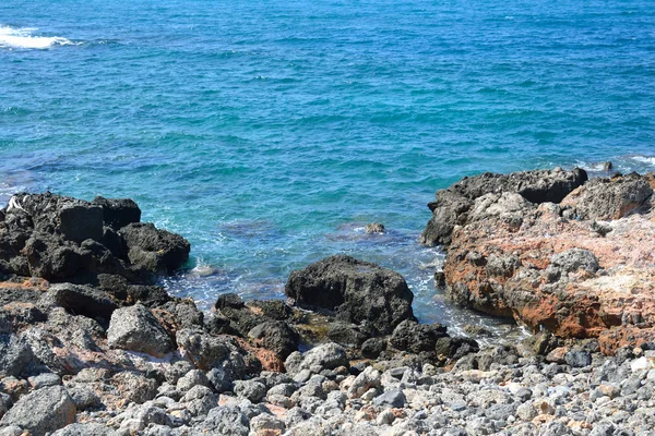 Rocks on the coast of Aegean Sea. — Stock Photo, Image