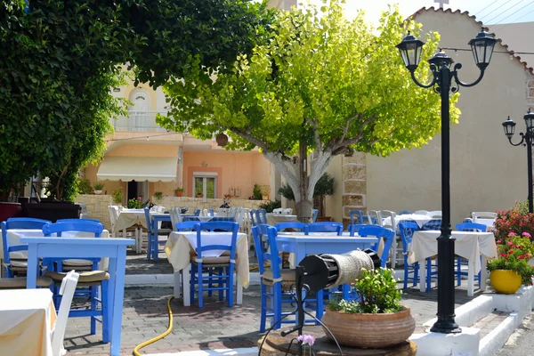 Restaurante en el casco antiguo de Malia . — Foto de Stock