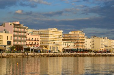 Setin içinde Loutraki.