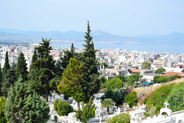 View of the city of Loutraki. — Stock Photo, Image