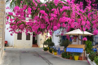 Restoran Malia eski kesiminde.