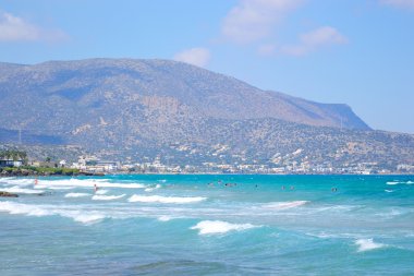 Ege deniz ve dağlar.