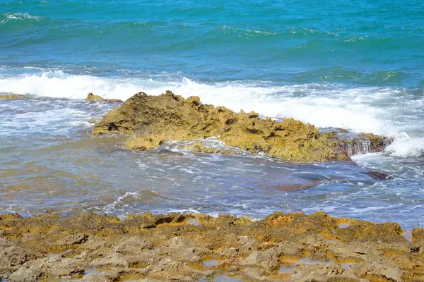 Rocks on the coast of Aegean Sea. — Stock Photo, Image