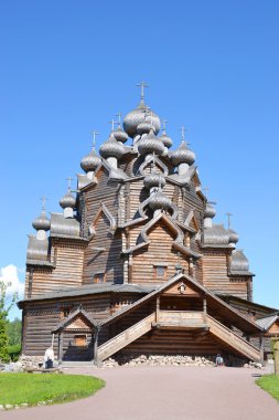 Rus ahşap mimari tarzı şefaat Kilisesi.