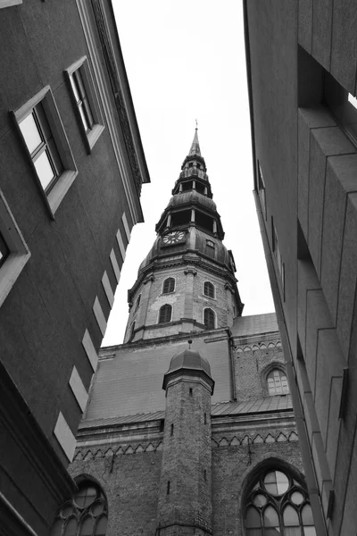 Rua no centro de Riga . — Fotografia de Stock