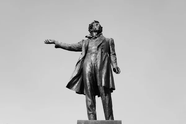 Statue von Alexander Puschkin. — Stockfoto