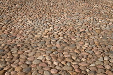 Güneşli bir gün, kaldırım taşı.