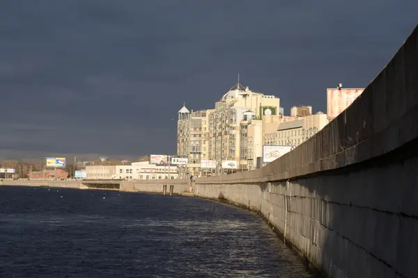 Voskresenskaya Embankment in St.Petersburg. — Stock Photo, Image