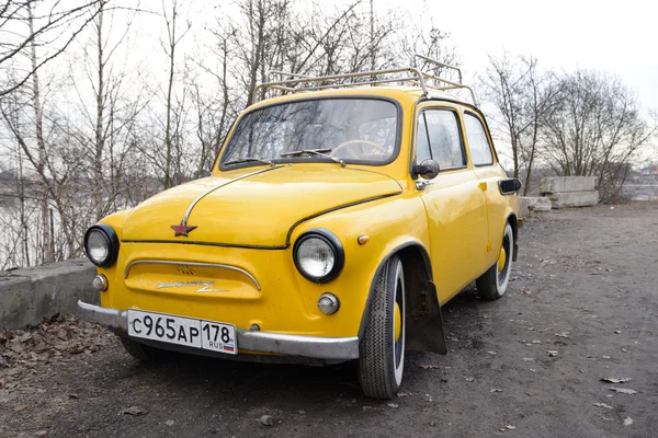 ZAZ-965 Zaporozhets - carro subcompacto soviético produzido na década de 1960 . — Fotografia de Stock