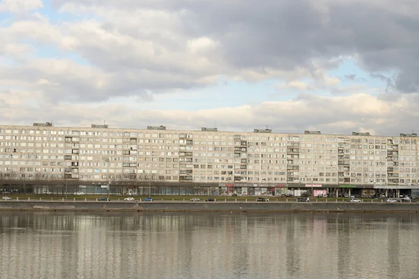 October embankment in St.Petersburg. — Stock Photo, Image