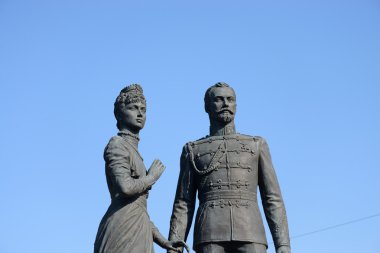 İmparator II ve İmparatoriçe Alexandra Anıtı.