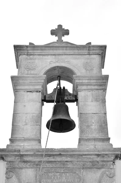 Glockenturm der alten Kirche in Piskopiano. — Stockfoto