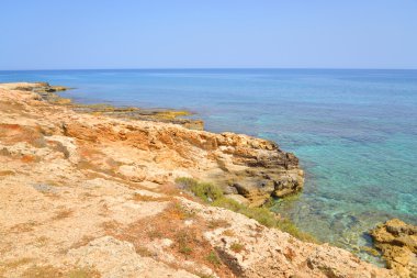 Cretan sahil deniz buzlu.