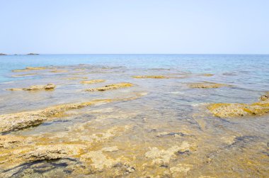 Cretan sahil deniz buzlu.