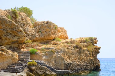 Cretan sahil deniz buzlu.